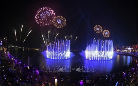 Dubai lập kỷ lục Guiness với đài phun nước lớn nhất thế giới